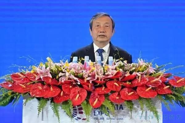 马凯副总理:大数据和制造业融合发展对国家的重要性 马凯副总理:大数据和制造业融合发展对国家的重要性